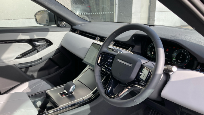 Land Rover Range Rover Evoque 1.5 P270e Edition 5dr Auto Hatchback - Image 26